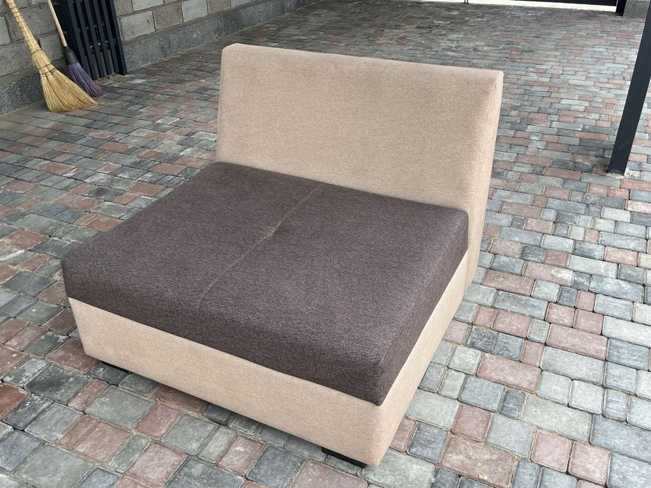 Удобное кресло.