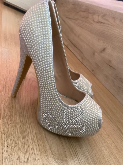 Дамски официални обувки