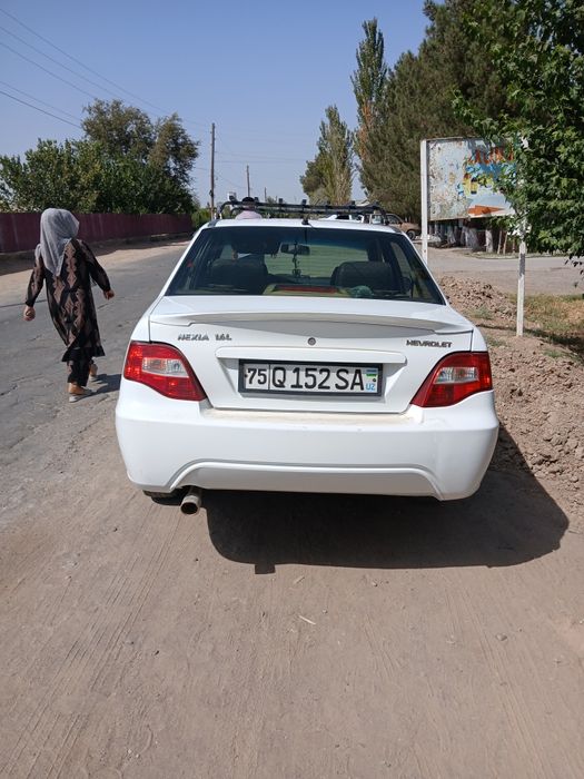 Nexia 2 sotiladi yaxshi