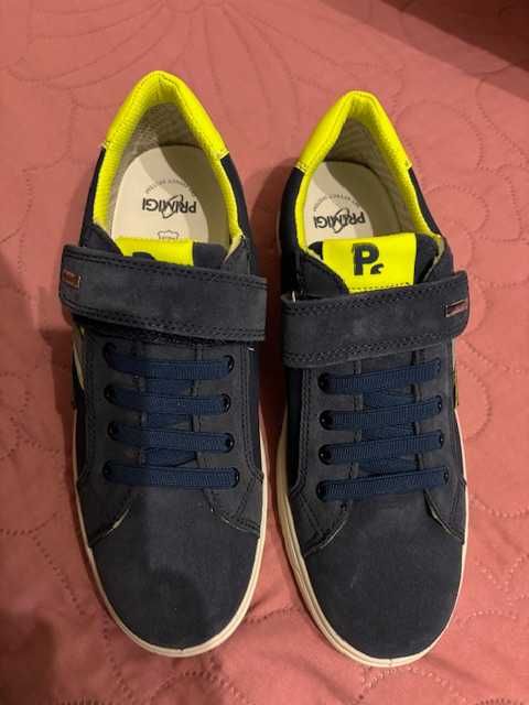 Нови обувки Primigi номер 38