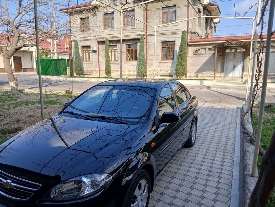 Ласетти сотилади 2006 йил