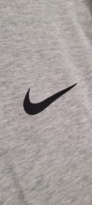 Чисто нов потник Nike размер М
