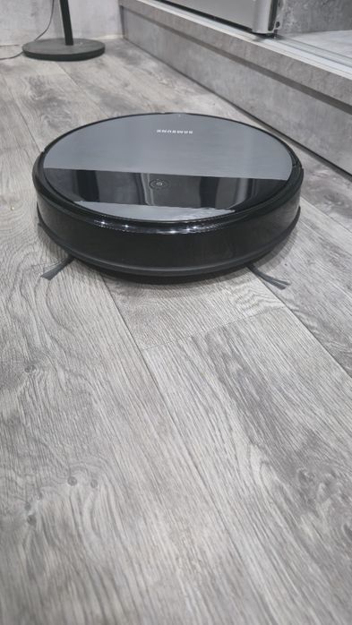 Продам робот Пылисос