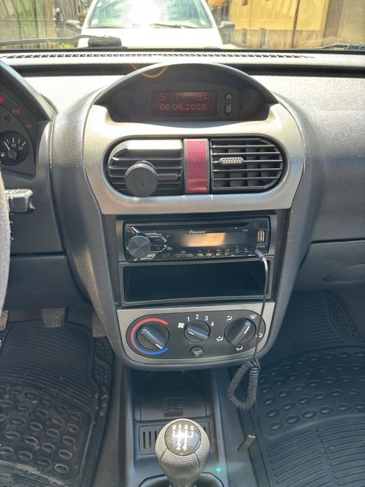 Автомобил Opel Corsa C