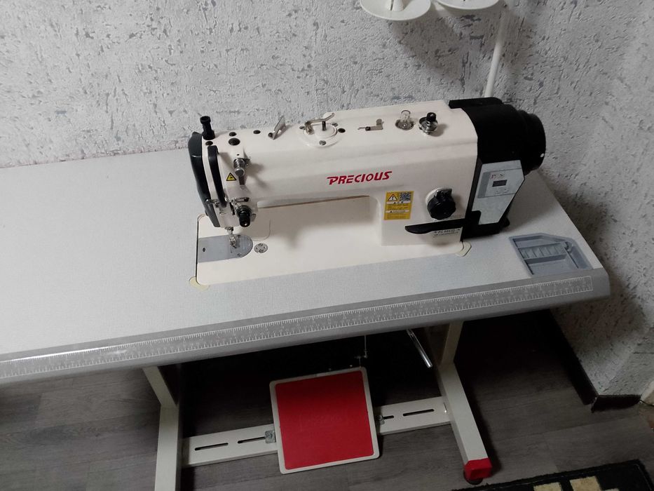 Швейная машинка.В хорошем состоянии