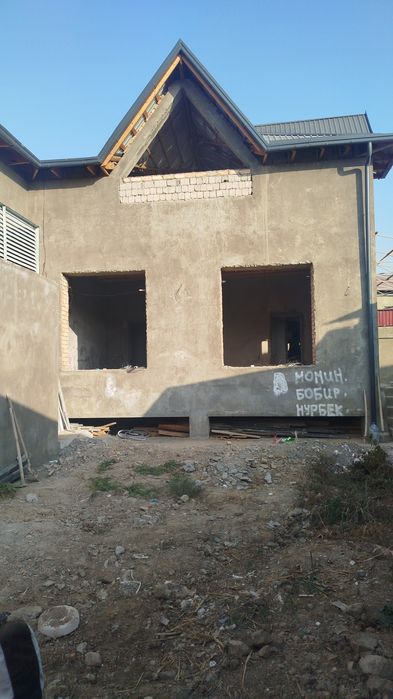 Сергели Хонабод Уй сотилади