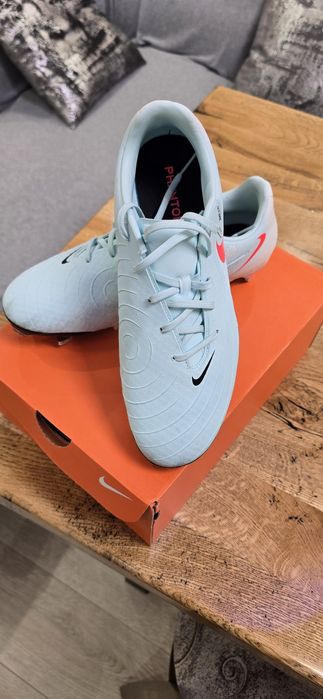 Футболни бутонки NIKE