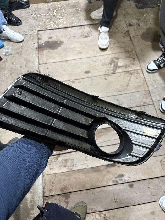 Grile proiectoare golf 5 GT