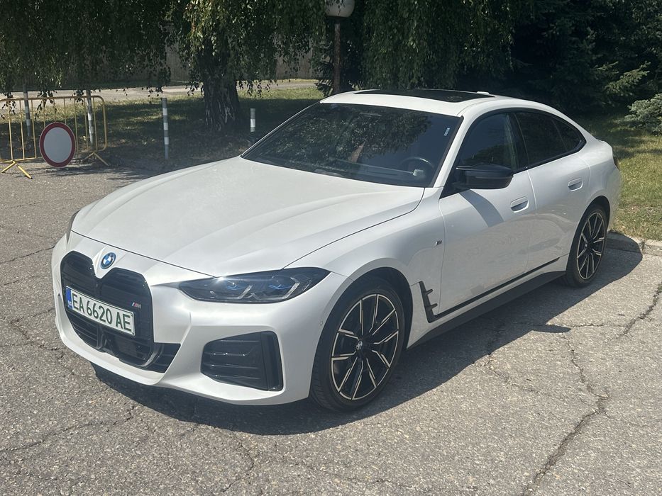 Продавам BMW I4 M50 Xdrive
