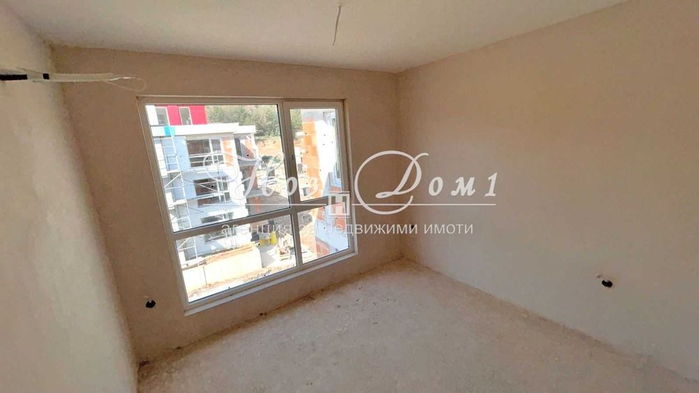 Продава се Тристаен апартамент в Пловдив, Христо Смирненски - 91 кв.м за 1076 €/кв.м - Снимка #3