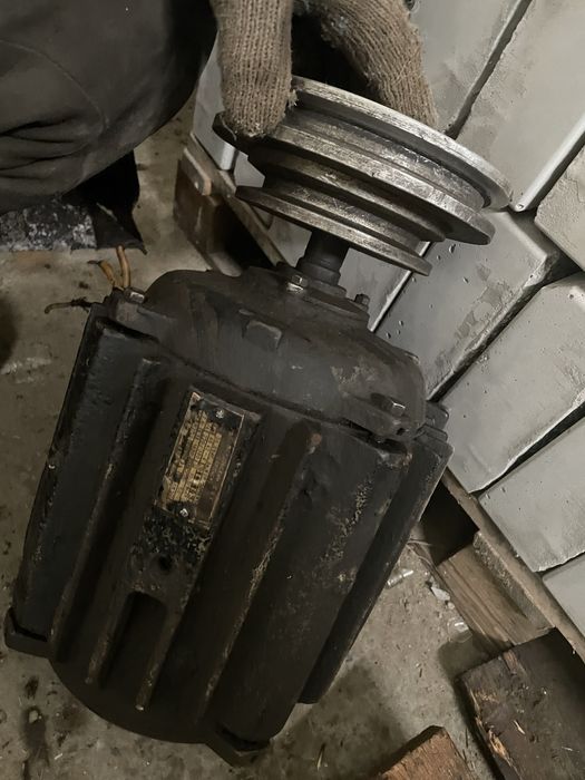 Реактивный двигатель и эл двигатели