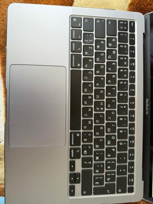 MacBook air m1 2020 года
