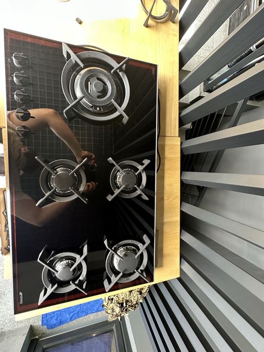 Smeg варочная панель от итальянского Бренда