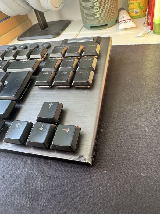 Logitech K915 TKL Lightspeed