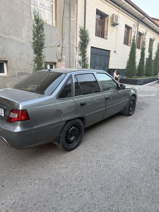Nexia 2 mokriy avtomat arendaga beriladi