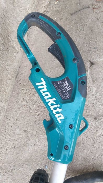 Makita тример за трева