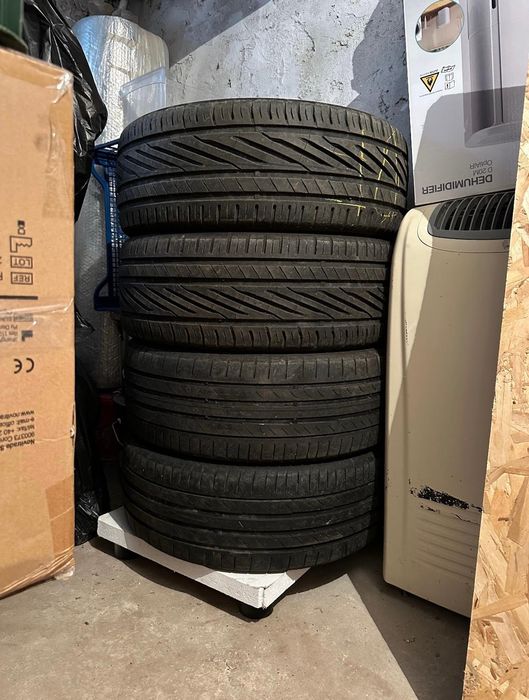 Set cauciucuri de vară 225/45R19(2 Continental+ 2 RainSport5)