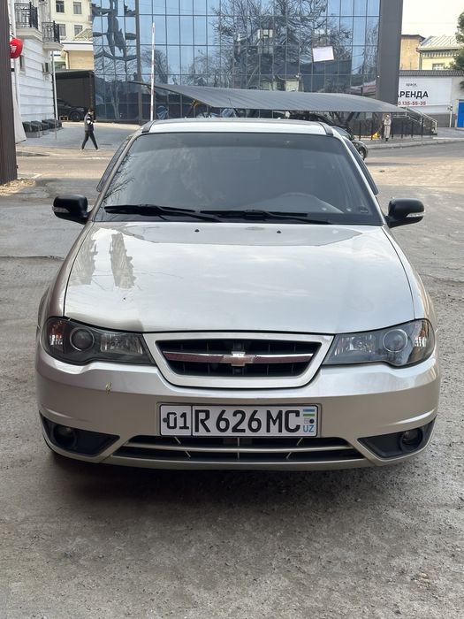 Nexia 2 2013 sotiladi