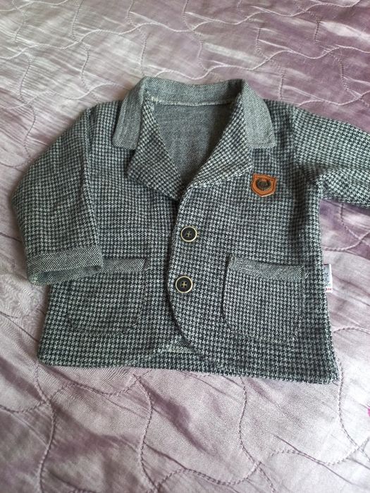 Продам детский костюм на годик