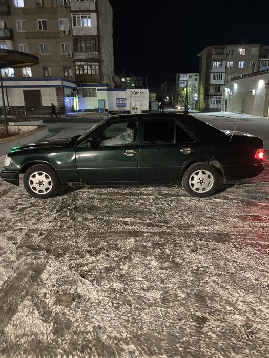 Продам Мерсэдэс 124  е