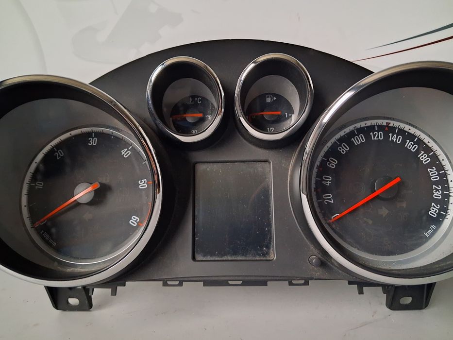 Километраж  Opel Astra j 1.7cdti 2011г.