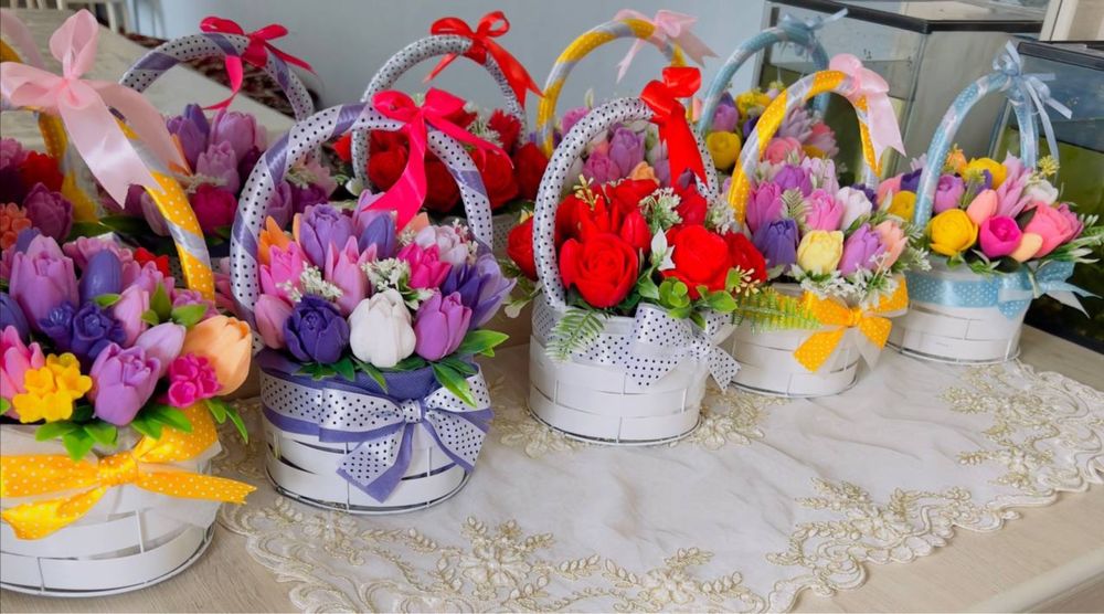 Gul dastalar sovga uchun