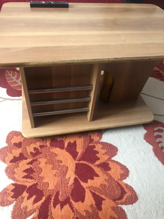 Vând comodă + măsuță cafea