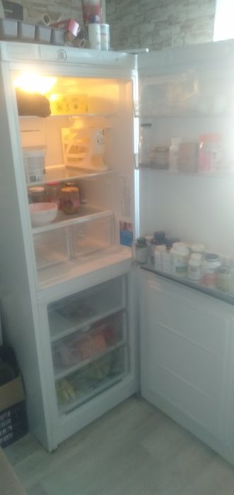 Холодильник Индезит в эксплуатации был 2 года