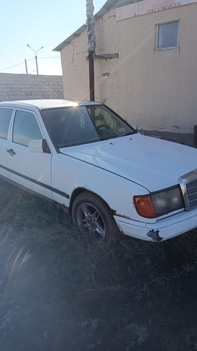 Продам авто мерседес за 650000 тг