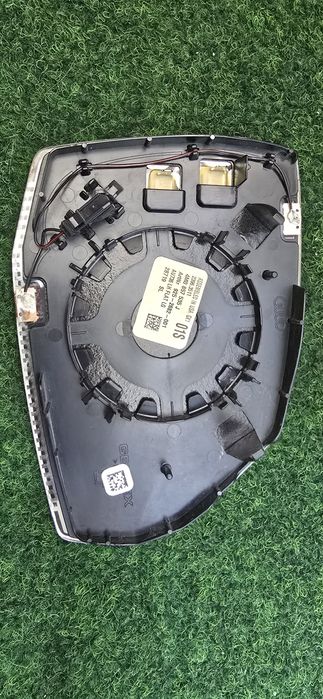 Стъкла за огледала Audi Q7/SQ7 4M, Q5/SQ5