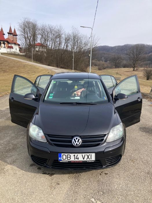 Vând / schimb Golf 5 Plus