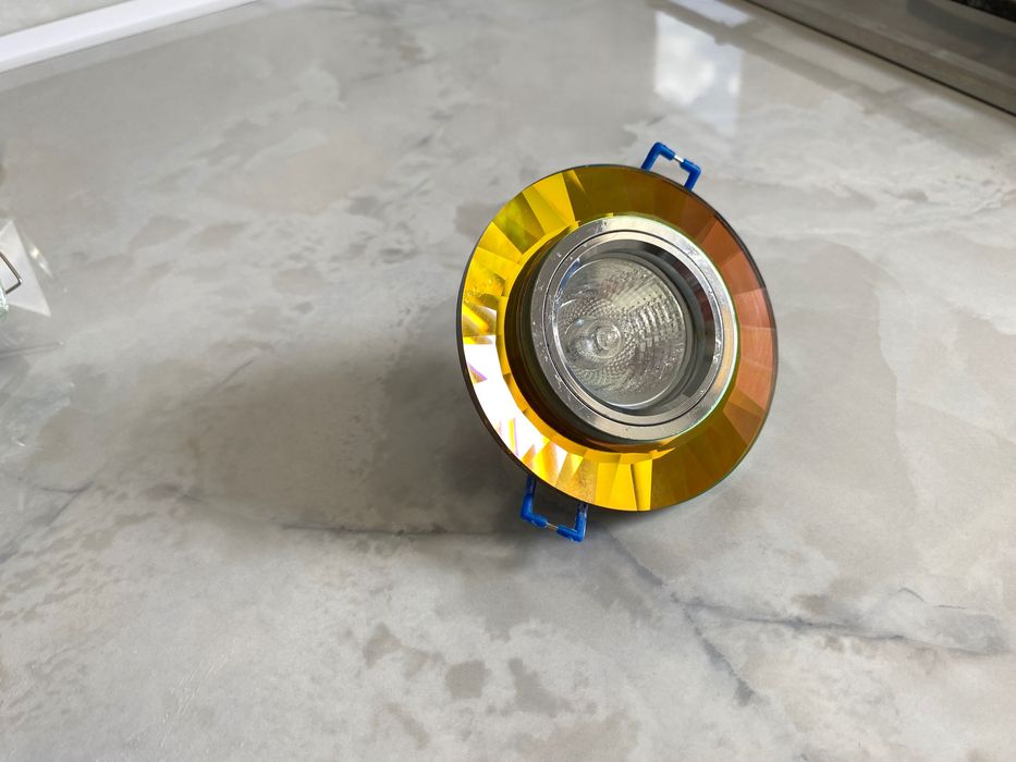 Потолочные светильники б/у