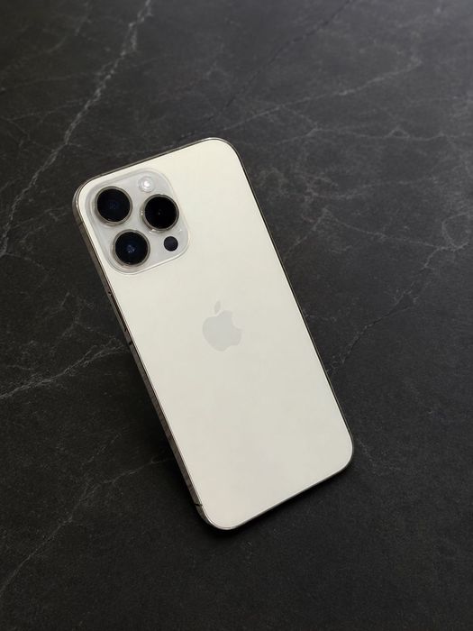iPhone 14 Pro Max 128 GB liber rețea Baterie 88% Îngrijit Ca NOU