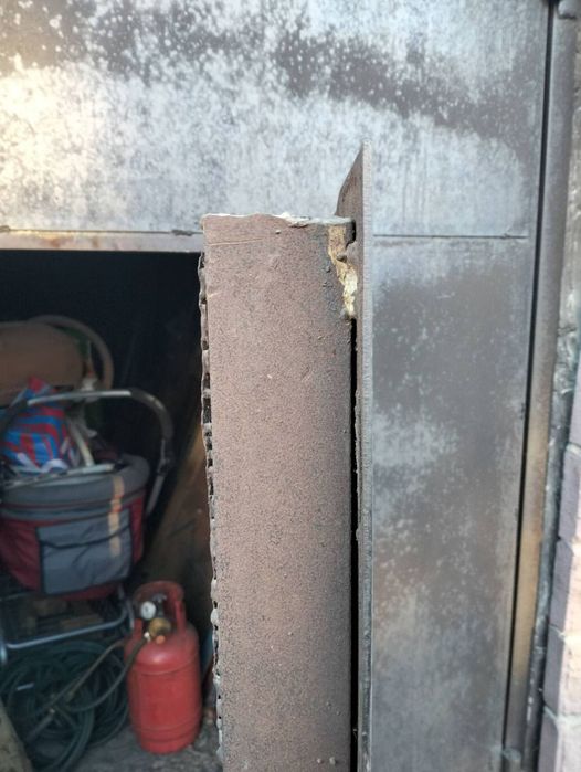 Продам ворота гаражные утепленые