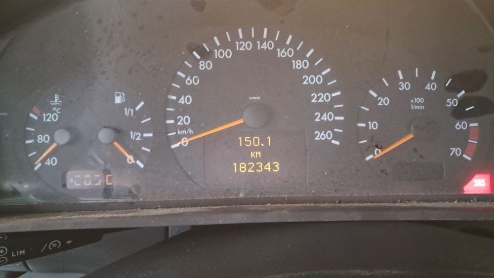 Mersedes.210 Зап по салону.