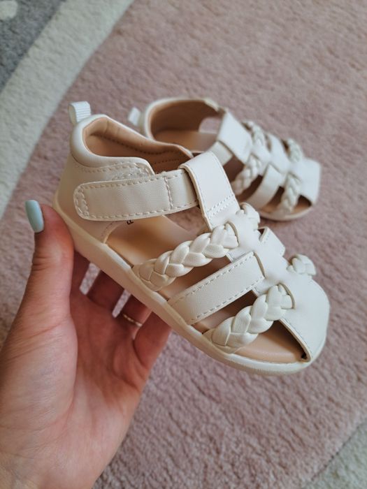 Детски сандали H&M 22 Чисто нови