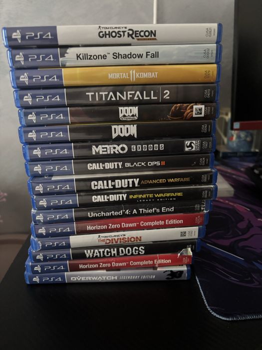 Lot Jocuri Playstation 4-22 de jocuri
