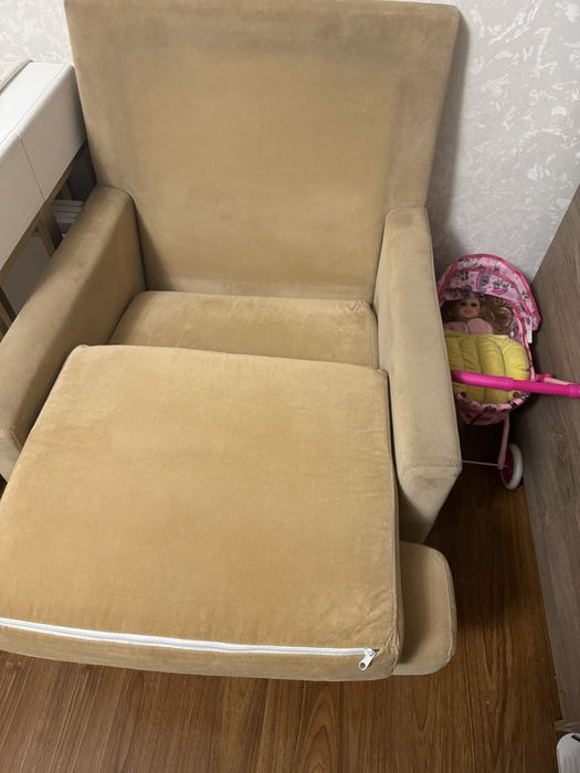 Кресло для гостинной, кабинета