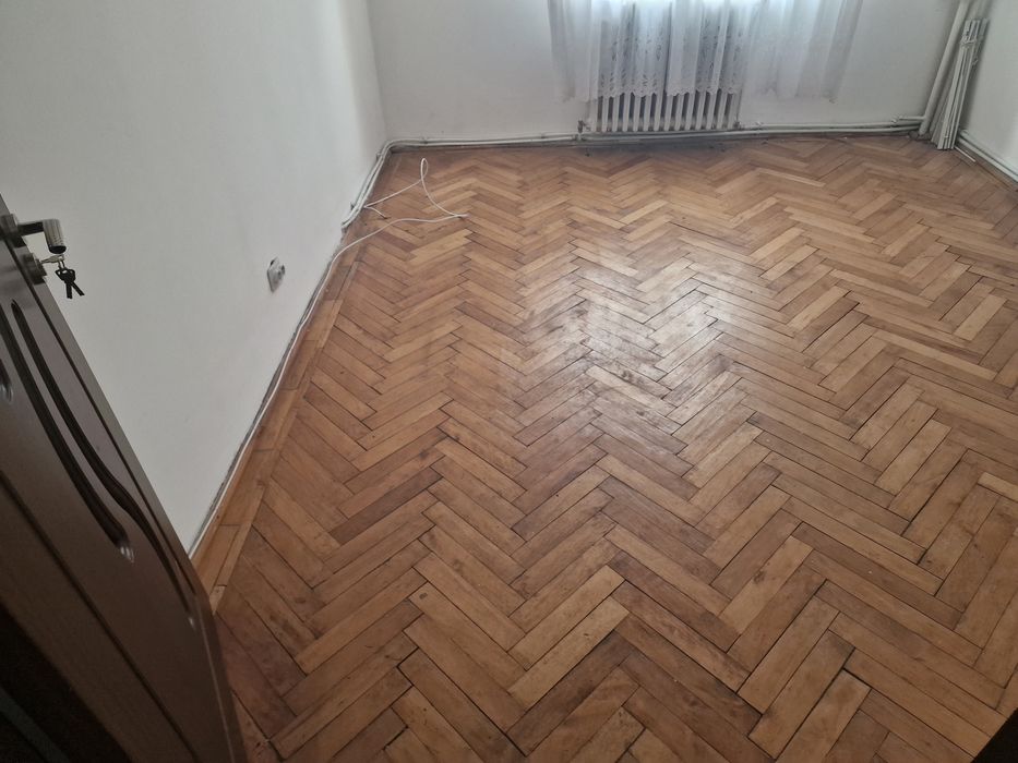 Ap 3 cam,80mp,balcon ,luminos,centrala termopane termoizolat