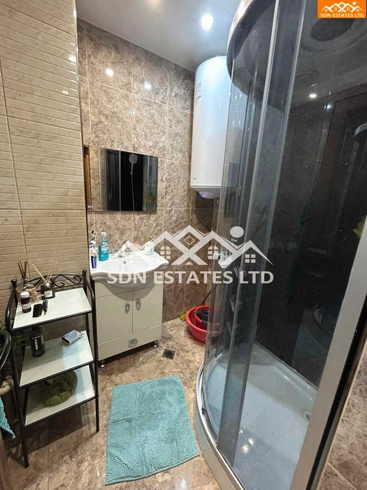 Продава се Четиристаен апартамент в Казанлък - 120 кв.м за 1834 €/кв.м - Снимка #4