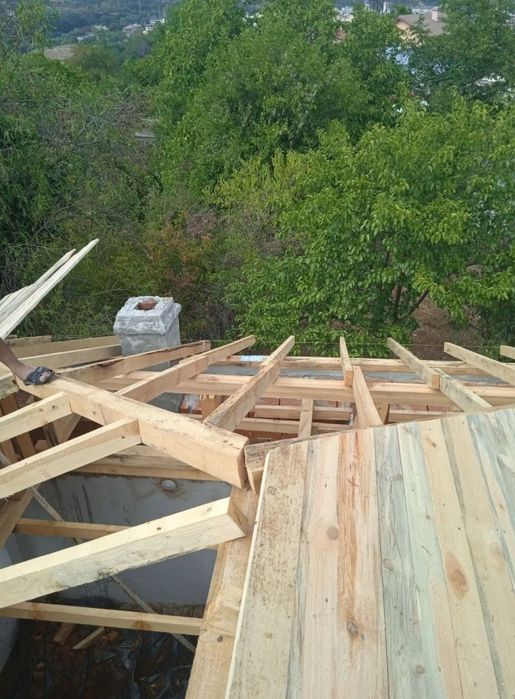 Ремонт на Покриви