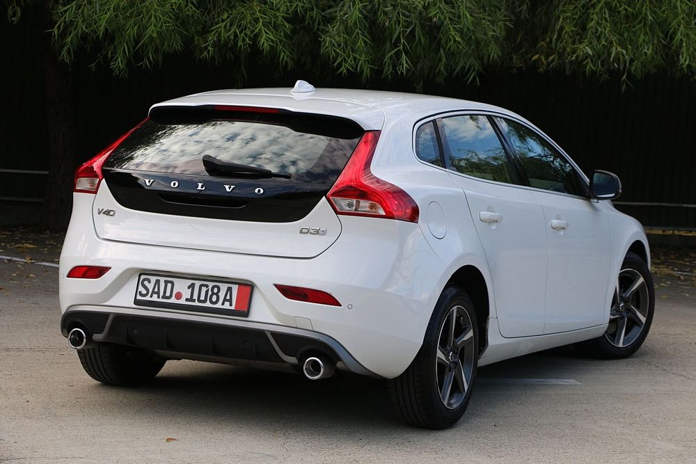 Volvo V40 R-Design/2018/Automata/150CP/Germania/Carte service