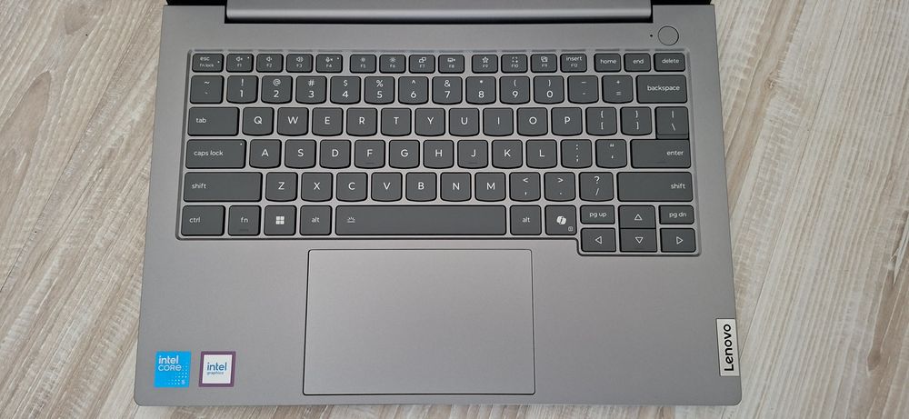 Lenovo ThinkBook  нов