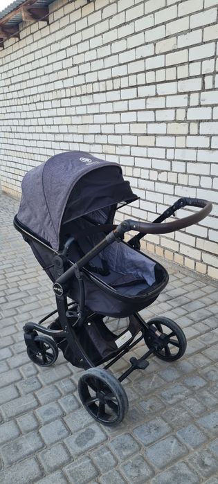 Детская коляска в хорошем состоянии