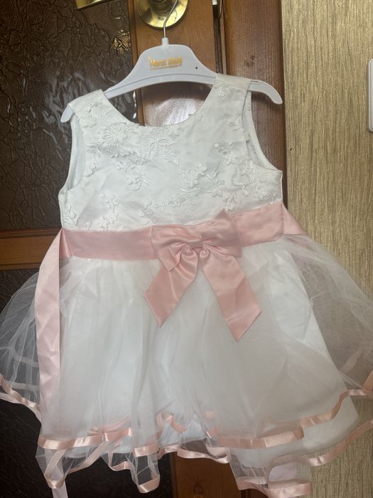 Продам детские платья