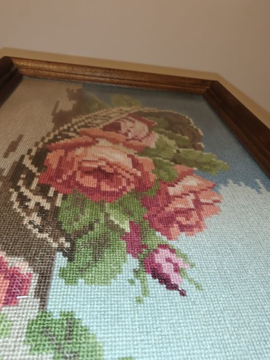 Гоблен с рози рамкиран 31х22 см