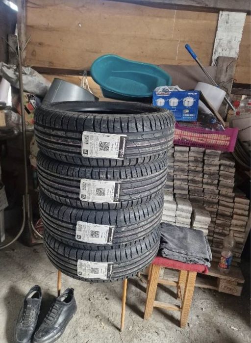 Продам новые шины на 15