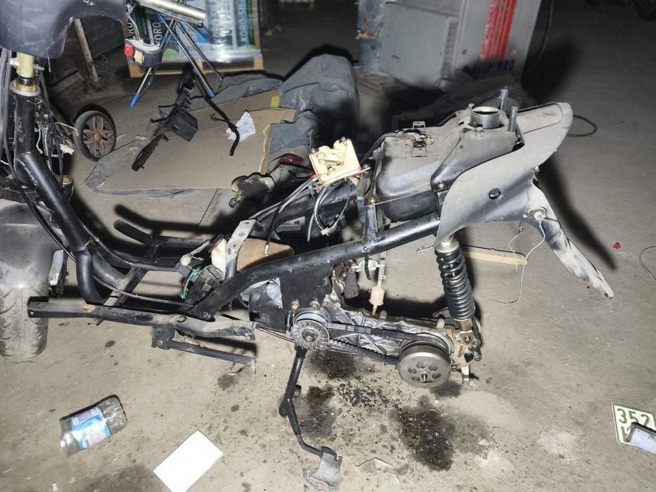 Скутер 50 кубика