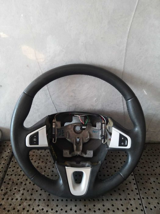 Volan piele in 3 spite cu comenzi renault megane 3 609581499 609581410 484307102r