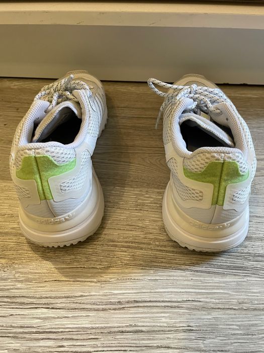 Д маратонки Adidas- ZX-750-HD